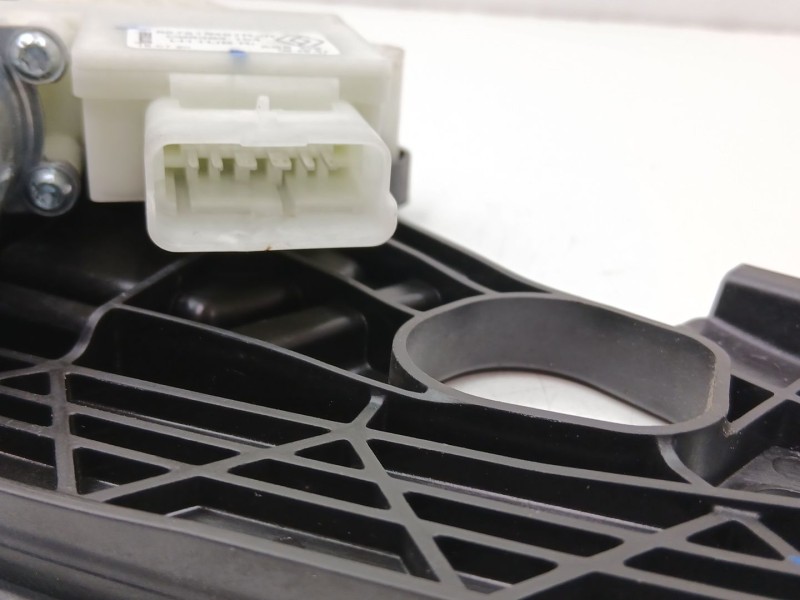 Recambio de elevalunas trasero izquierdo para renault captur ii (hf_) tce 130 (hfmf) referencia OEM IAM 827216497R  