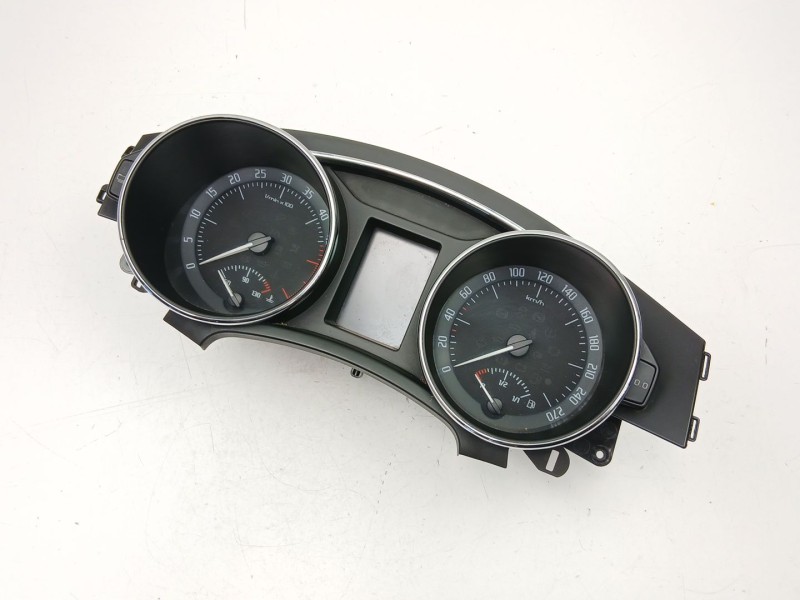 Recambio de cuadro instrumentos para skoda superb ii (3t4) 1.9 tdi referencia OEM IAM 3T1920841D  