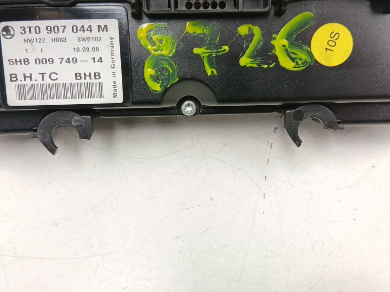 Recambio de mandos calefaccion aire para skoda superb ii (3t4) 1.9 tdi referencia OEM IAM 3T0907044M  