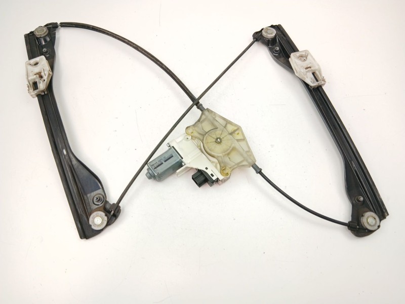 Recambio de elevalunas delantero derecho para skoda superb ii (3t4) 1.9 tdi referencia OEM IAM 3T0837402A  8K0959802