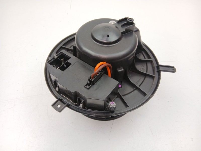 Recambio de motor calefaccion para skoda superb ii (3t4) 1.9 tdi referencia OEM IAM 3C1820015AA  