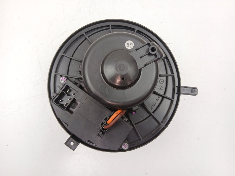 Recambio de motor calefaccion para skoda superb ii (3t4) 1.9 tdi referencia OEM IAM 3C1820015AA  