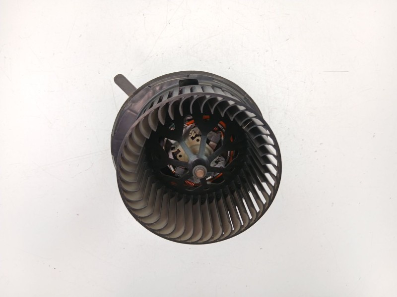 Recambio de motor calefaccion para skoda superb ii (3t4) 1.9 tdi referencia OEM IAM 3C1820015AA  