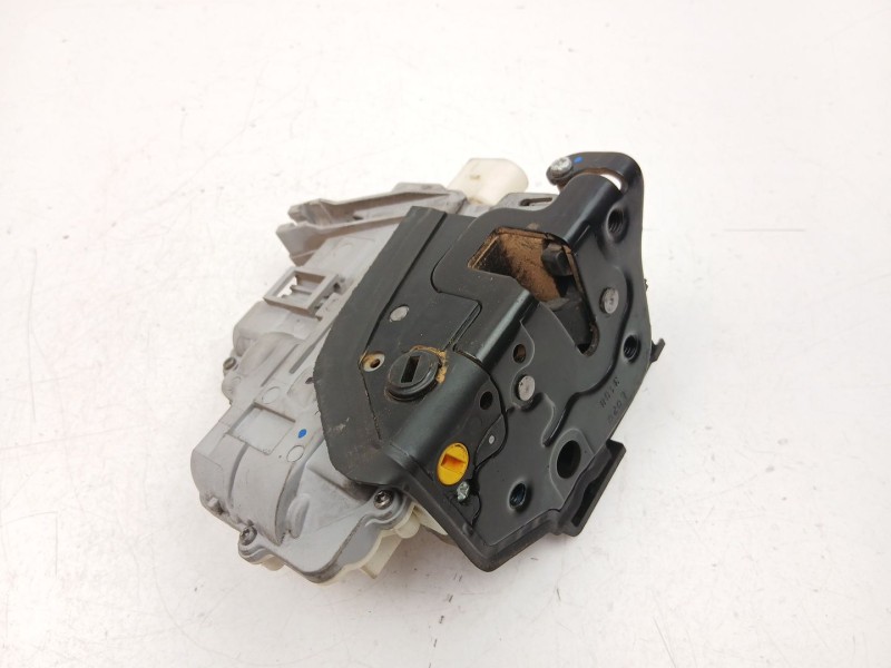 Recambio de cerradura puerta trasera izquierda para skoda superb ii (3t4) 1.9 tdi referencia OEM IAM 3C4839015A  