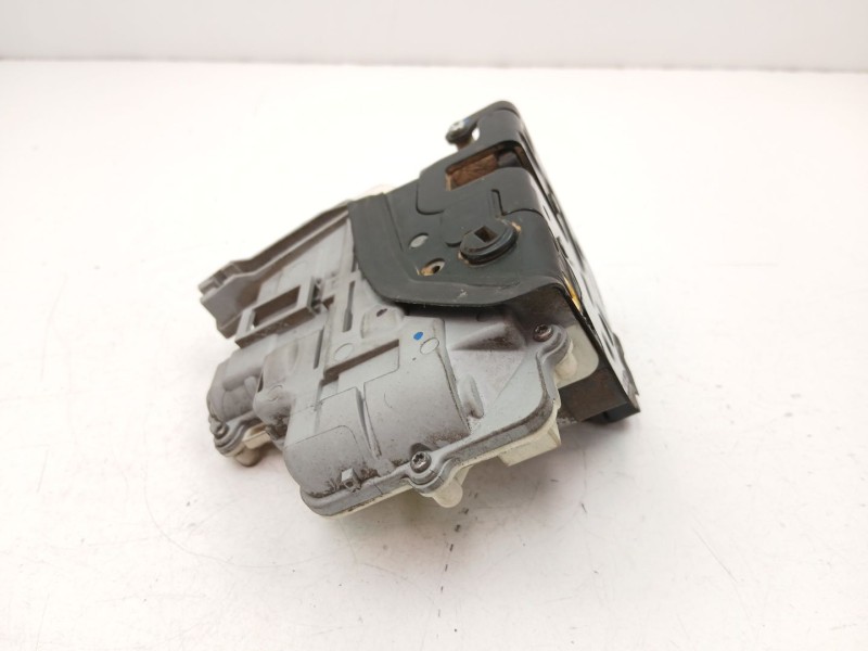 Recambio de cerradura puerta trasera izquierda para skoda superb ii (3t4) 1.9 tdi referencia OEM IAM 3C4839015A  