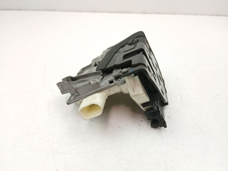 Recambio de cerradura puerta trasera derecha para skoda superb ii (3t4) 1.9 tdi referencia OEM IAM 3C4839016A  