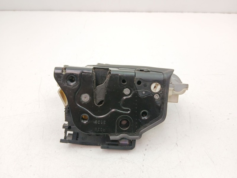 Recambio de cerradura puerta trasera derecha para skoda superb ii (3t4) 1.9 tdi referencia OEM IAM 3C4839016A  