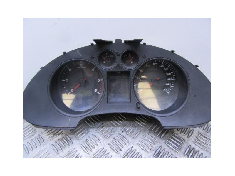 Recambio de cuadro instrumentos : seat cordoba : 1.9 tdi (100,61cv) [2005] para seat cordoba 1.9 tdi referencia OEM IAM 27050500