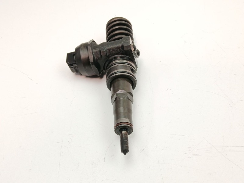 Recambio de inyectores juego para skoda superb ii (3t4) 1.9 tdi referencia OEM IAM 038130073AG 0414720215 