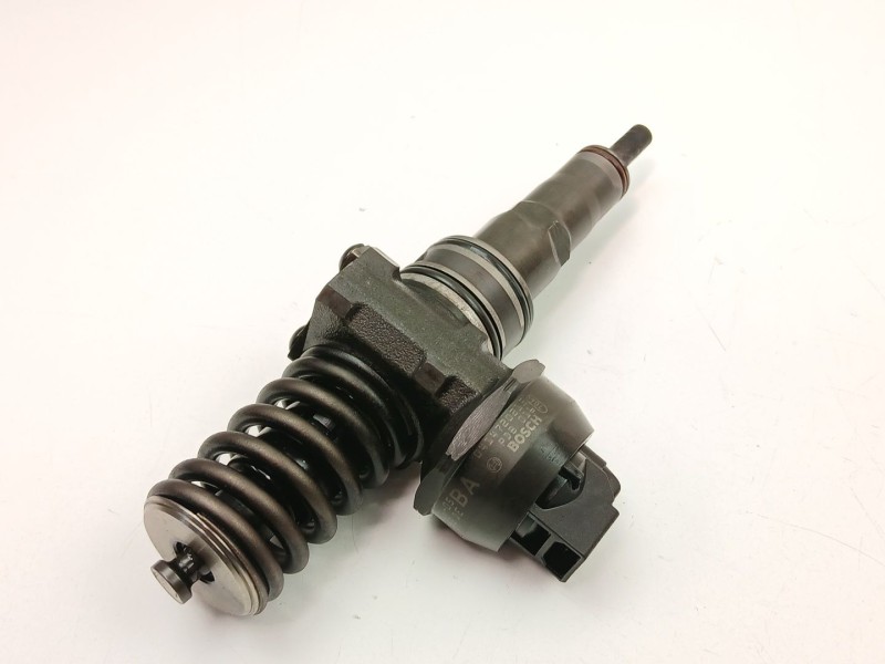 Recambio de inyectores juego para skoda superb ii (3t4) 1.9 tdi referencia OEM IAM 038130073AG 0414720215 
