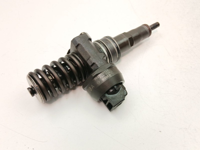 Recambio de inyectores juego para skoda superb ii (3t4) 1.9 tdi referencia OEM IAM 038130073AG 0414720215 