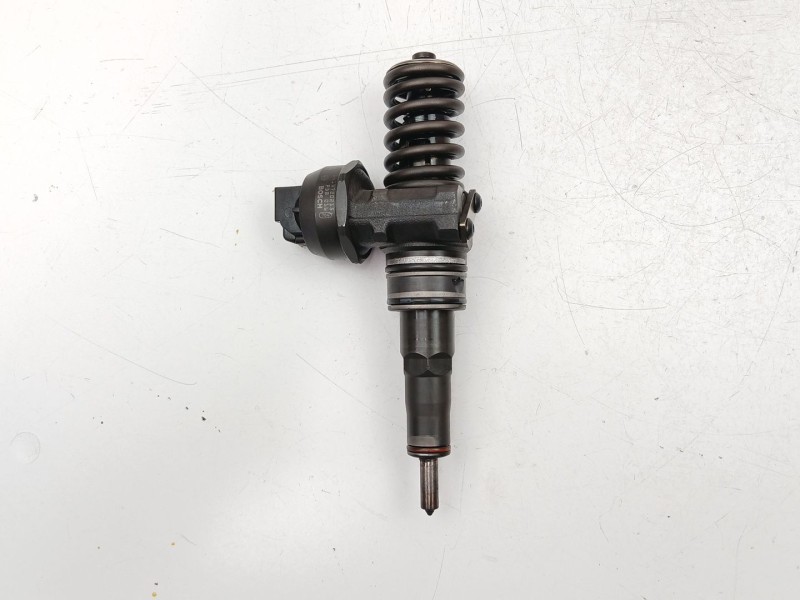 Recambio de inyectores juego para skoda superb ii (3t4) 1.9 tdi referencia OEM IAM 038130073AG 0414720215 