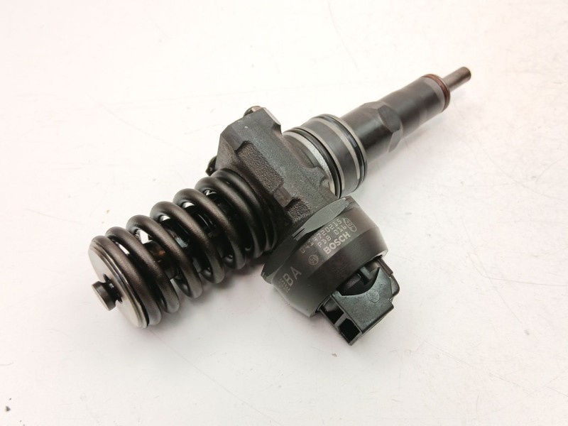 Recambio de inyectores juego para skoda superb ii (3t4) 1.9 tdi referencia OEM IAM 038130073AG 0414720215 