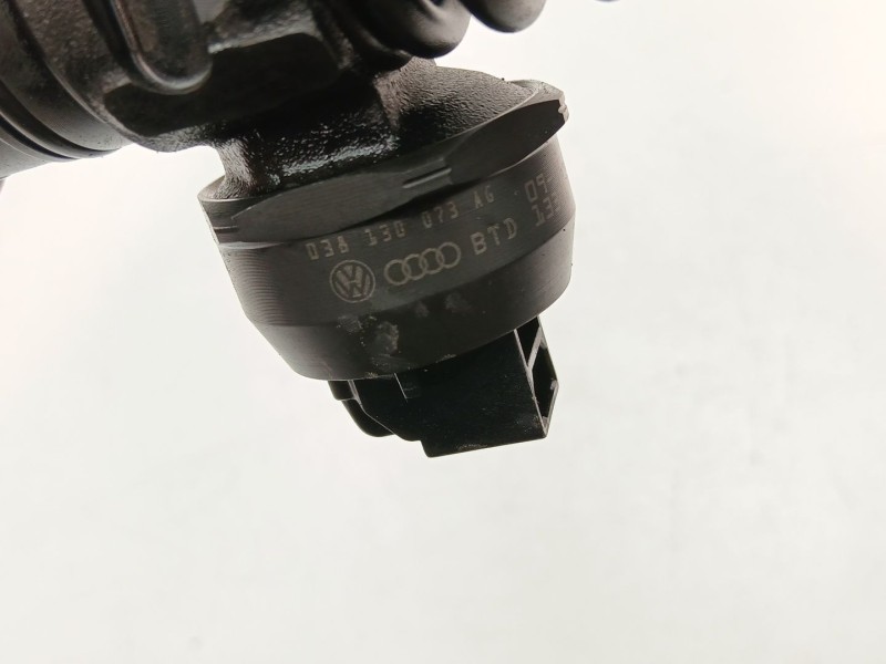 Recambio de inyectores juego para skoda superb ii (3t4) 1.9 tdi referencia OEM IAM 038130073AG 0414720215 