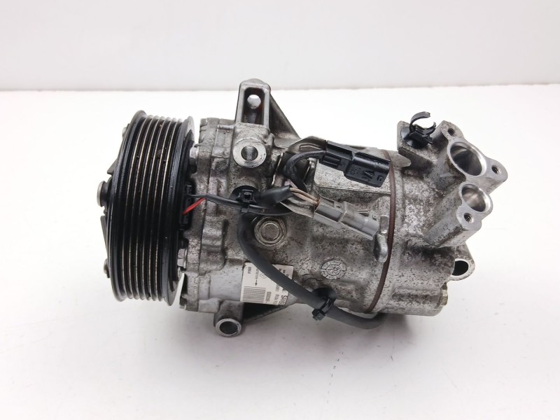 Recambio de compresor aire acondicionado para renault captur ii (hf_) tce 130 (hfmf) referencia OEM IAM 926002888R  