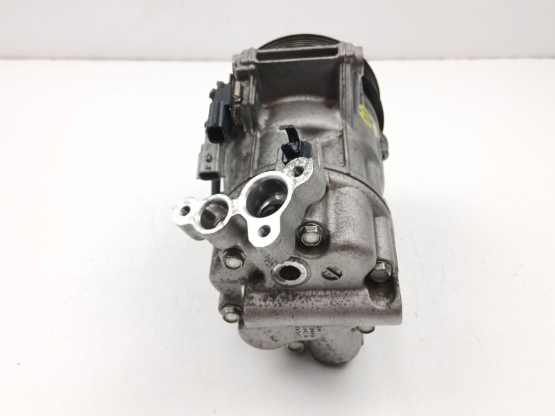Recambio de compresor aire acondicionado para renault captur ii (hf_) tce 130 (hfmf) referencia OEM IAM 926002888R  