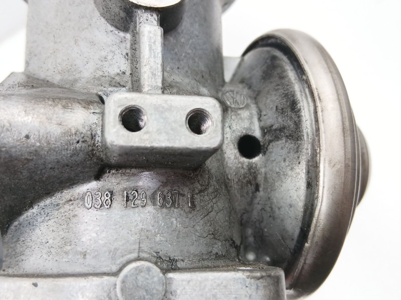 Recambio de valvula egr para audi a3 (8l1) 1.9 tdi quattro referencia OEM IAM 038129637L  038131501AB