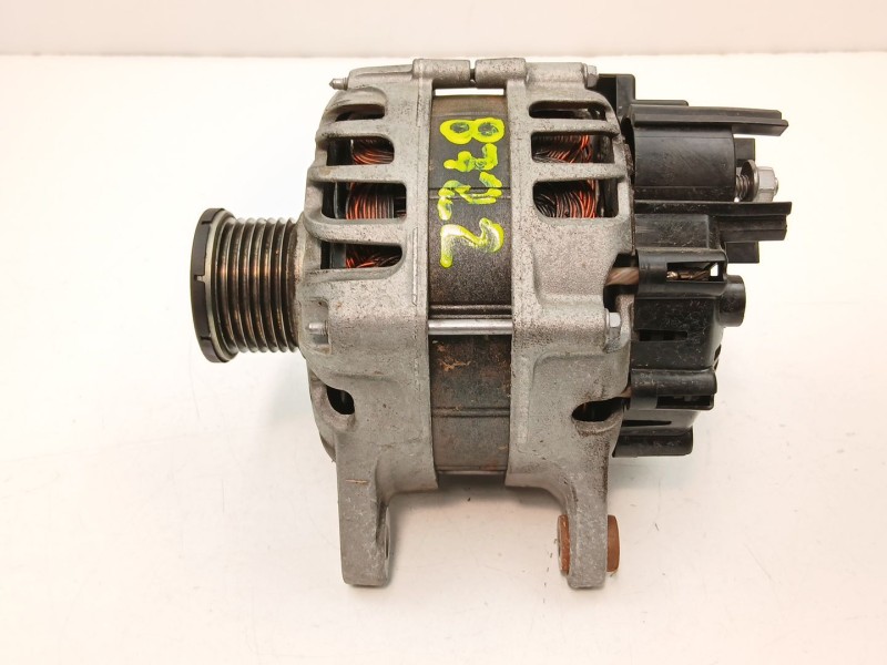 Recambio de alternador para renault captur ii (hf_) tce 130 (hfmf) referencia OEM IAM 231005300R TG12S341 