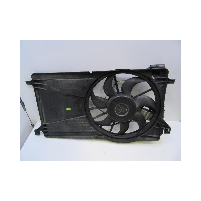 Recambio de electroventilador : ford focus : 1.6 tdci (108,77cv) [2009] para ford focus 1.6 tdci referencia OEM IAM 3M5H-8C607-R