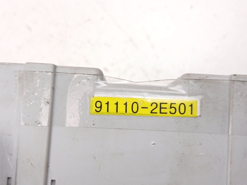 Recambio de bsi para hyundai tucson 2.0 crdi referencia OEM IAM 911102E501  