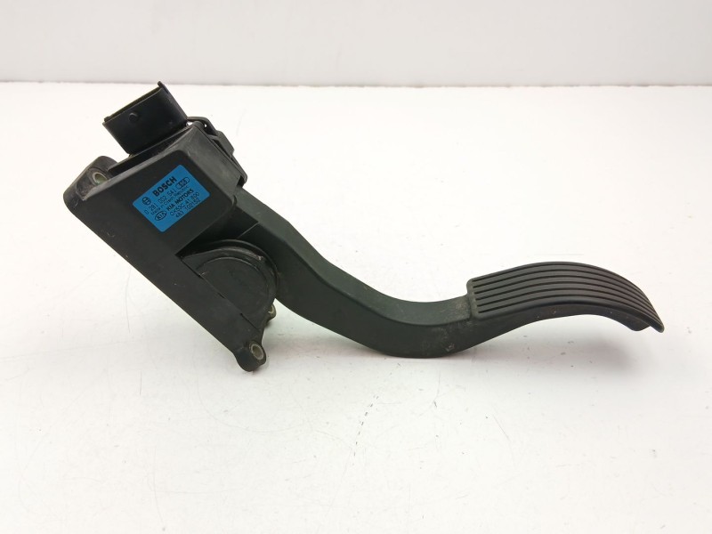 Recambio de potenciometro aceleracion para kia carnival 2.9 crdi referencia OEM IAM 0K53C41600 0281002541 