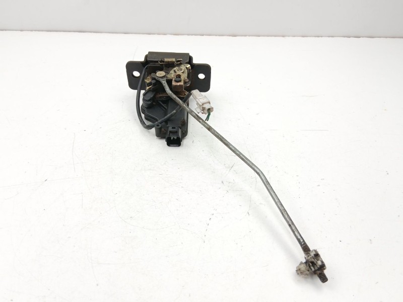 Recambio de cerradura maletero porton para kia carnival 2.9 crdi referencia OEM IAM 0K53Z62310  