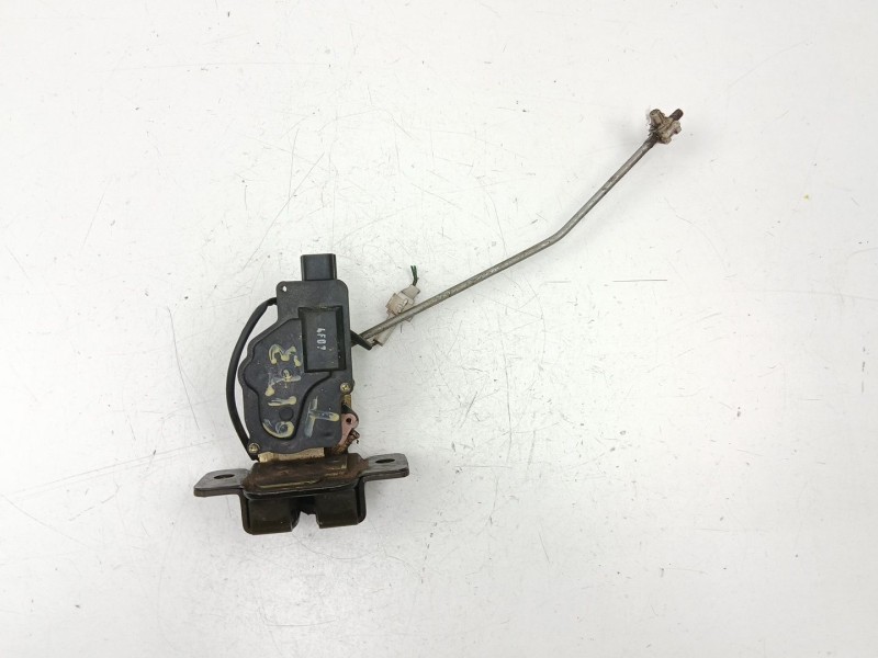 Recambio de cerradura maletero porton para kia carnival 2.9 crdi referencia OEM IAM 0K53Z62310  