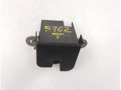 Recambio de cerradura maletero porton para volkswagen golf 1.6 td referencia OEM IAM 5G6827505   2