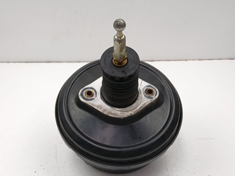 Recambio de servofreno para volkswagen passat 1.8 g referencia OEM IAM 4B3612105  