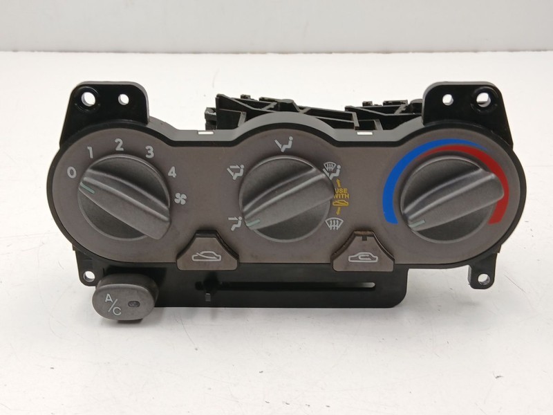 Recambio de mandos calefaccion aire para hyundai accent ii (lc) 1.3 referencia OEM IAM 9725025200  