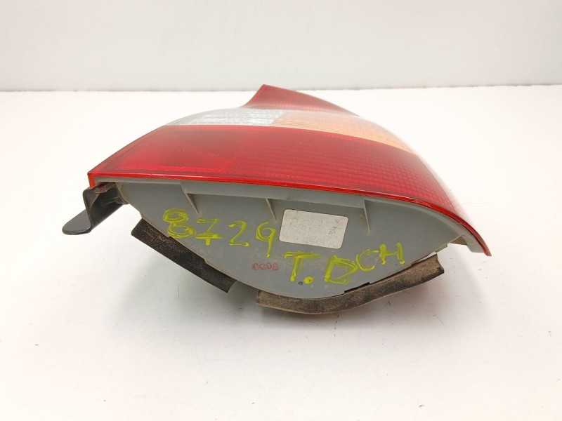 Recambio de piloto trasero derecho para hyundai accent ii (lc) 1.3 referencia OEM IAM 9240225020  