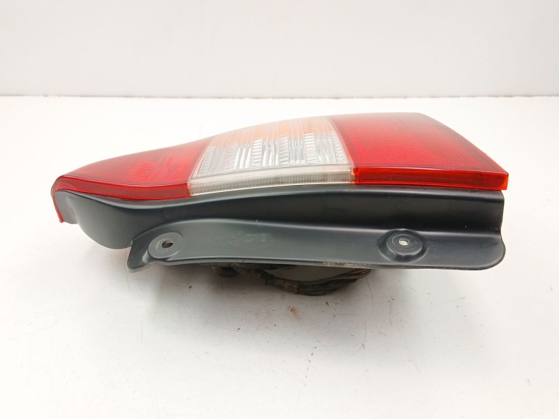 Recambio de piloto trasero derecho para hyundai accent ii (lc) 1.3 referencia OEM IAM 9240225020  