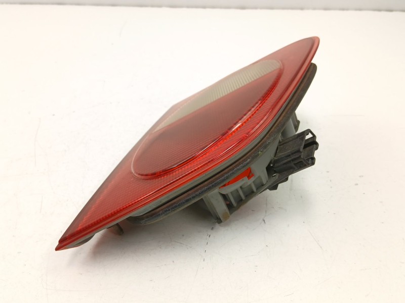 Recambio de piloto porton derecho para mercedes-benz 210 2.9 d referencia OEM IAM A2108201064  