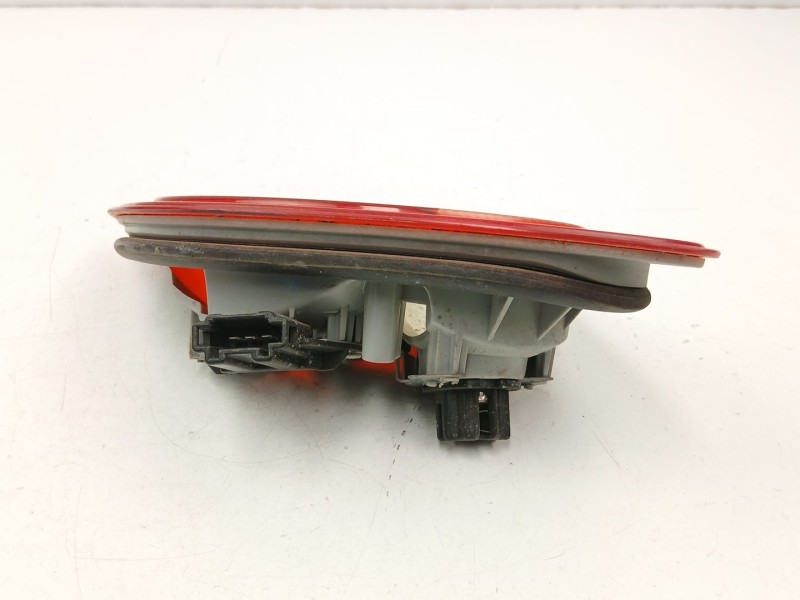 Recambio de piloto porton derecho para mercedes-benz 210 2.9 d referencia OEM IAM A2108201064  