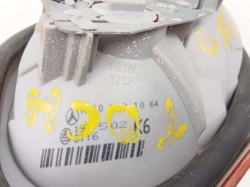 Recambio de piloto porton derecho para mercedes-benz 210 2.9 d referencia OEM IAM A2108201064  