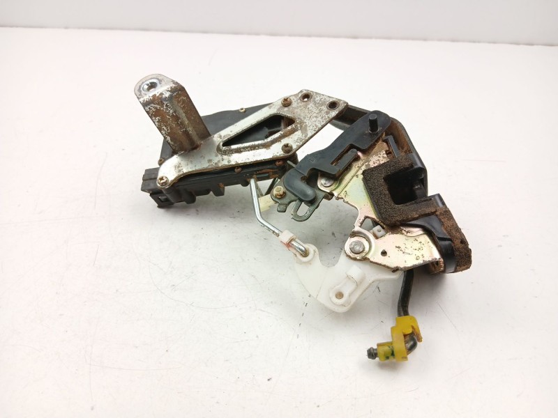 Recambio de cerradura puerta trasera izquierda para hyundai accent ii sedán (lc) 1.3 referencia OEM IAM 8141025030  