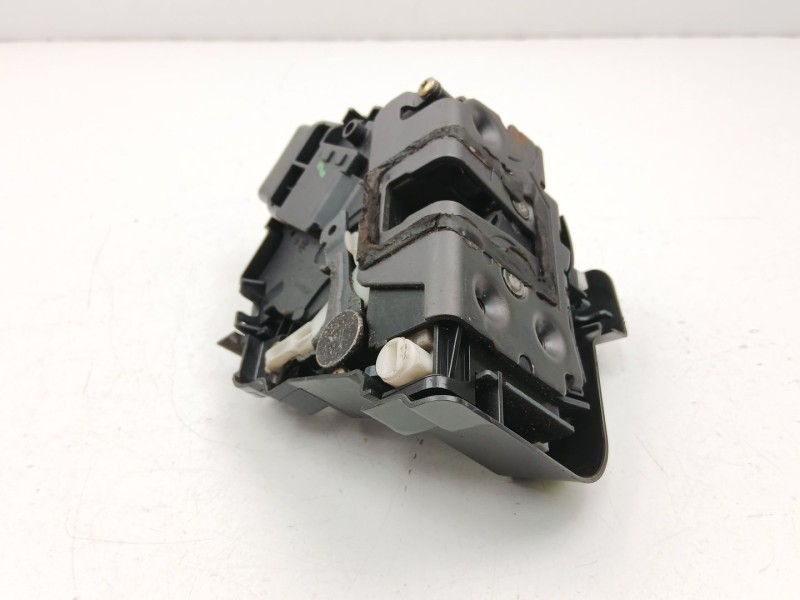 Recambio de cerradura puerta trasera izquierda para ford focus c-max 2.0 referencia OEM IAM 3M5AR26413BM  