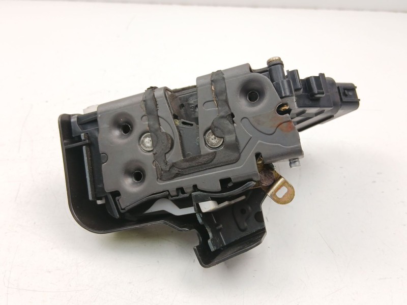 Recambio de cerradura puerta trasera izquierda para ford focus c-max 2.0 referencia OEM IAM 3M5AR26413BM  