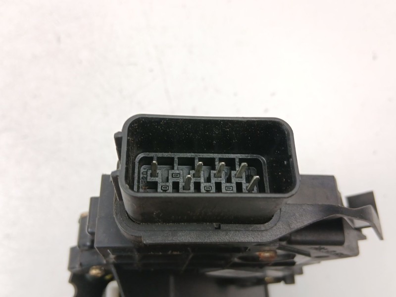 Recambio de cerradura puerta trasera izquierda para ford focus c-max 2.0 referencia OEM IAM 3M5AR26413BM  