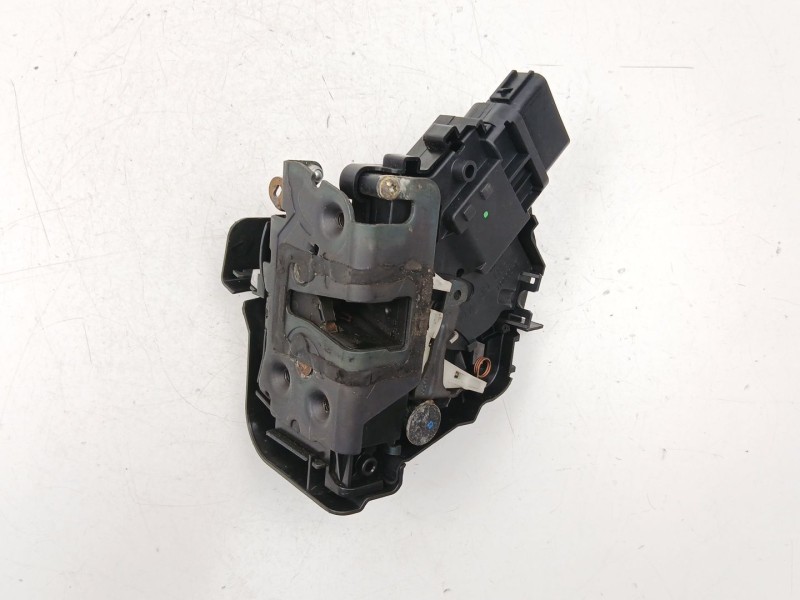 Recambio de cerradura puerta delantera derecha para ford focus c-max 2.0 referencia OEM IAM 3M5AR21812AH  