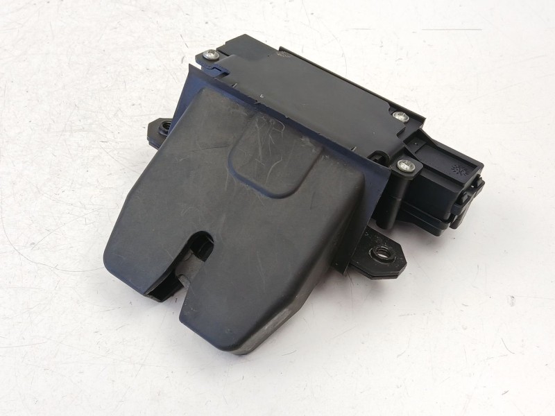 Recambio de cerradura maletero porton para ford focus c-max 2.0 referencia OEM IAM 3M51R442A66AM  
