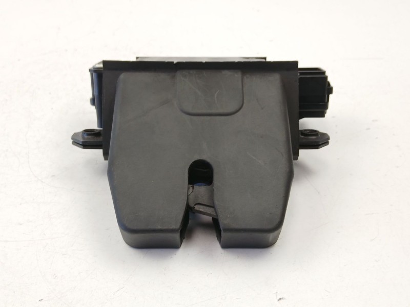 Recambio de cerradura maletero porton para ford focus c-max 2.0 referencia OEM IAM 3M51R442A66AM  