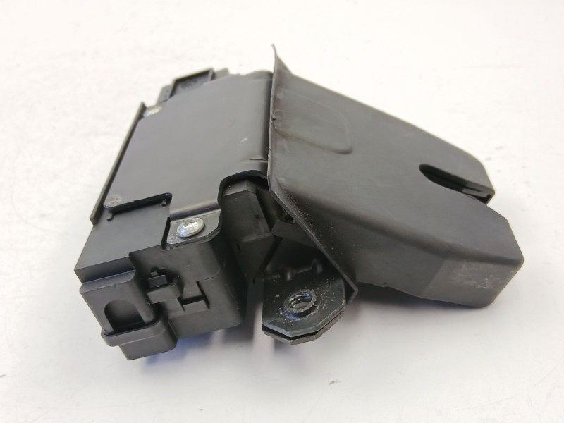 Recambio de cerradura maletero porton para ford focus c-max 2.0 referencia OEM IAM 3M51R442A66AM  