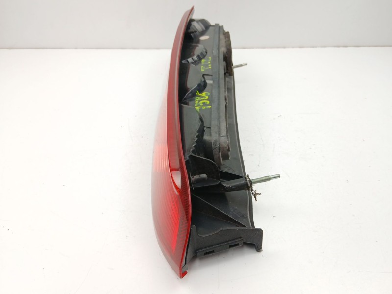 Recambio de piloto trasero izquierdo para ford focus c-max 2.0 referencia OEM IAM 3M5113A603AA  