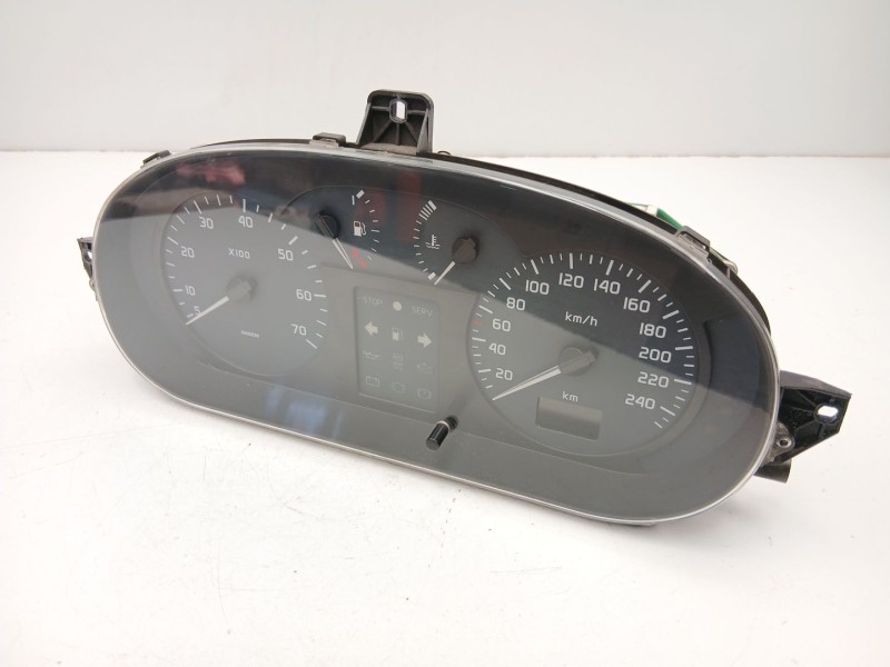 Recambio de cuadro instrumentos para renault megane scénic (ja0/1_) 1.9 dti (ja0n) referencia OEM IAM 8200071811  
