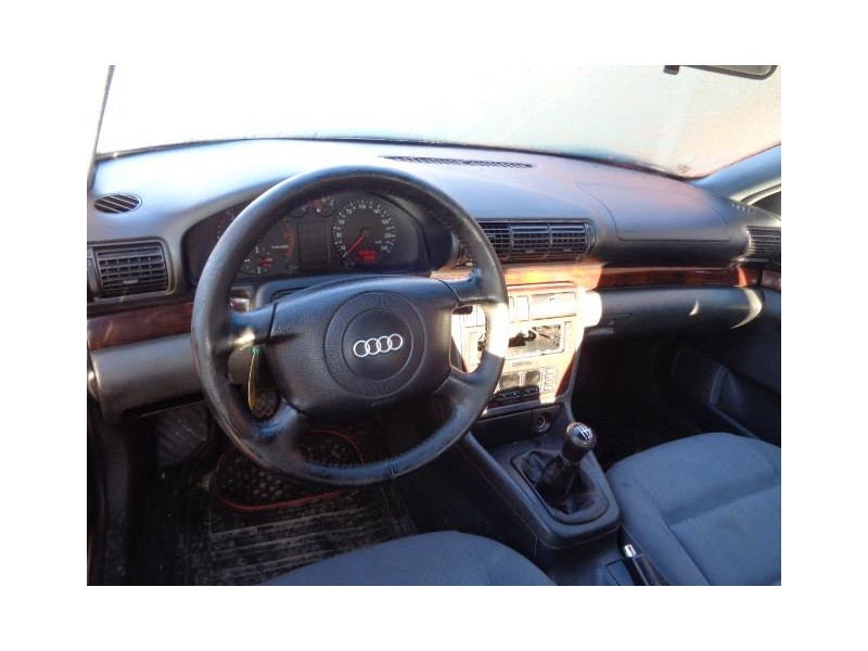 audi a4 del año 2002
