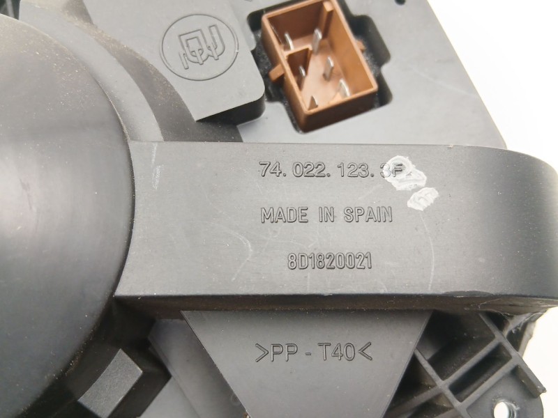 Recambio de motor calefaccion para audi a4 b5 avant (8d5) 1.9 tdi referencia OEM IAM 8D1820021  