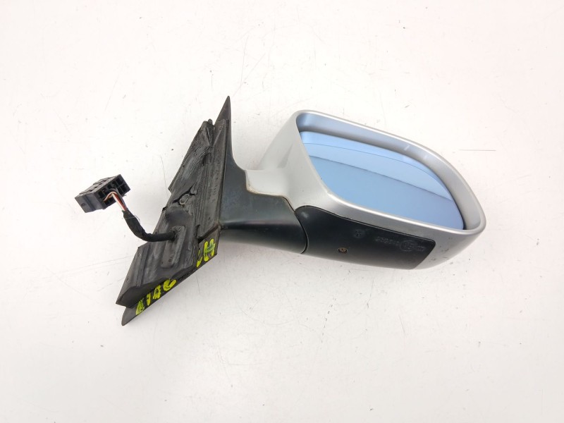 Recambio de retrovisor derecho para audi a4 b5 avant (8d5) 1.9 tdi referencia OEM IAM 8D1858532J  