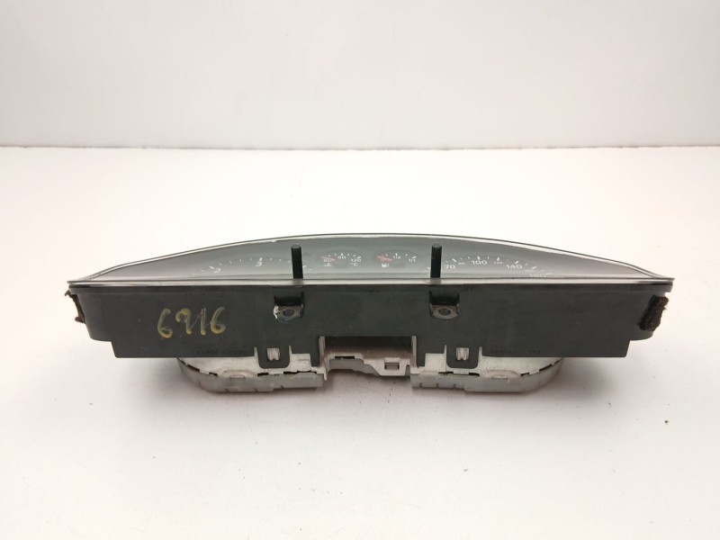 Recambio de cuadro instrumentos para audi a4 1.9 d referencia OEM IAM 8D0919861A  