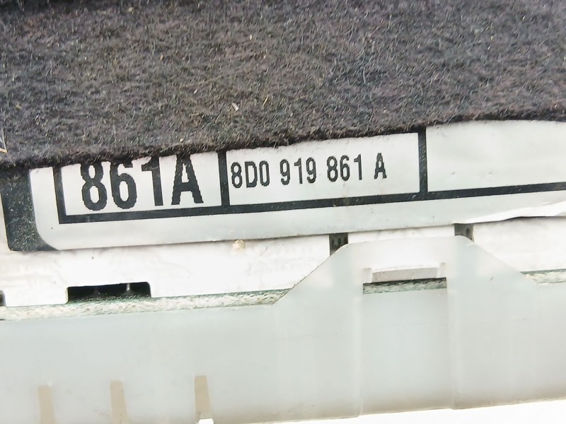 Recambio de cuadro instrumentos para audi a4 1.9 d referencia OEM IAM 8D0919861A  